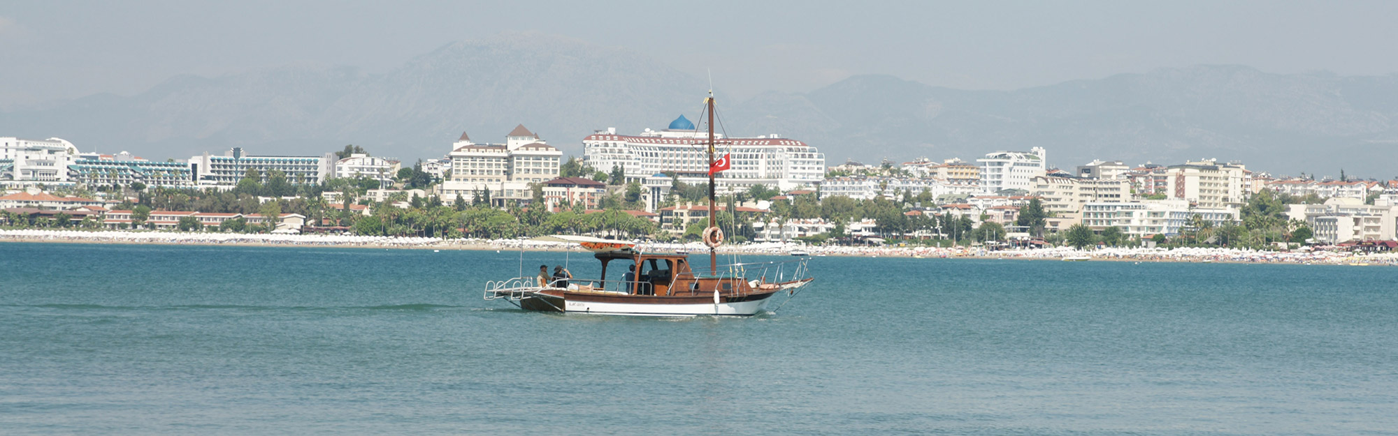 Side Boat Tour